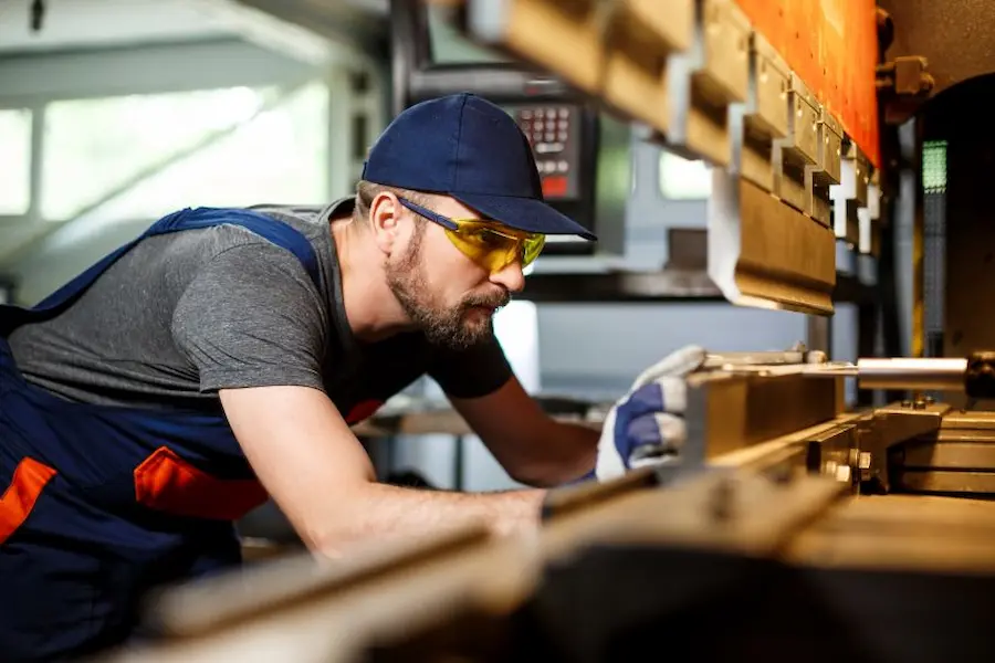Qué es la tecnología CNC y cómo está transformando la manufactura